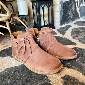Born tarkiln bootie
